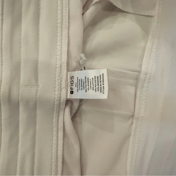 FIGS Scrub Set Womens Large White Technical Collection Medical Scrubs New W/tag - Picture 2 of 6